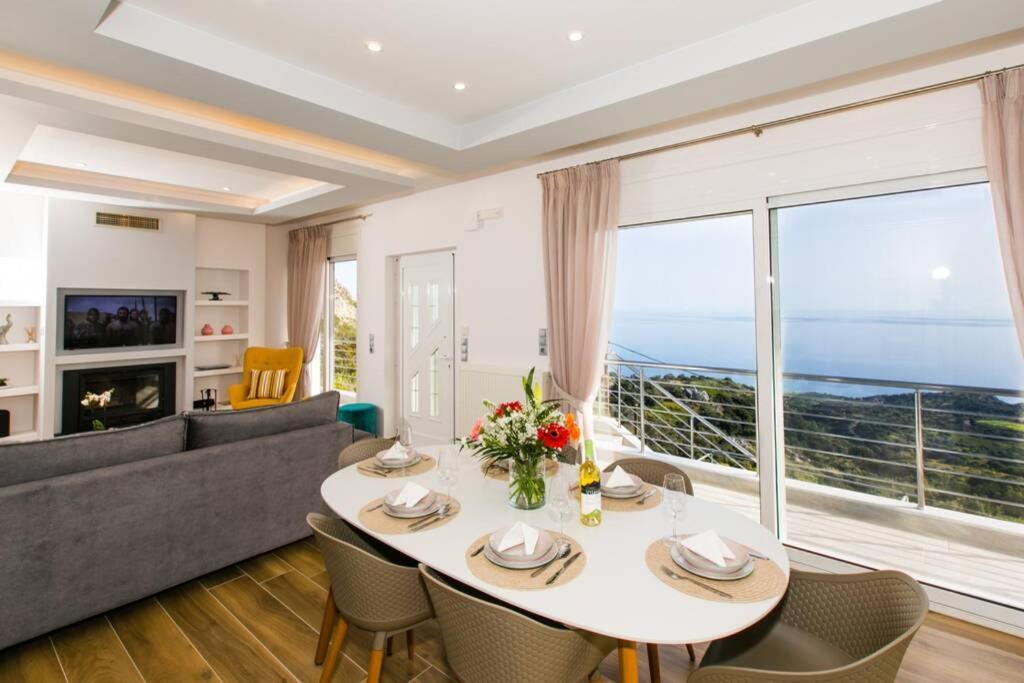Chrysi's Ocean View Retreat Holiday home *