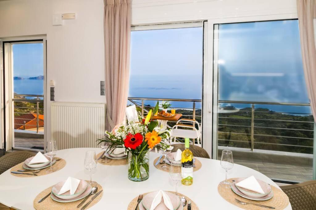 Chrysi's Ocean View Retreat *