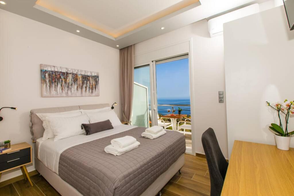 Chrysi's Ocean View Retreat *