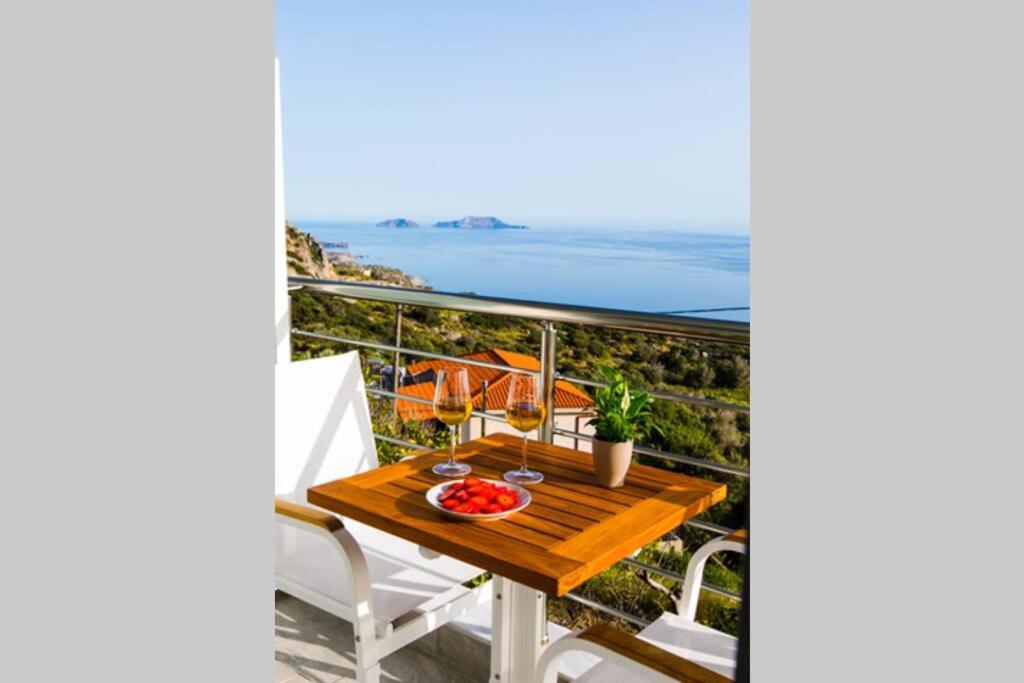 Holiday home Chrysi's Ocean View Retreat *