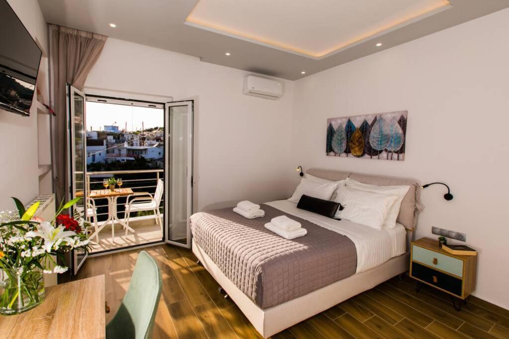 Chrysi's Ocean View Retreat Tatil Evi